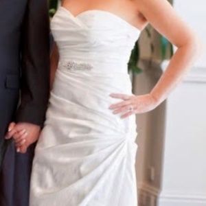 gown.slight sheen lightweight taffeta Cream